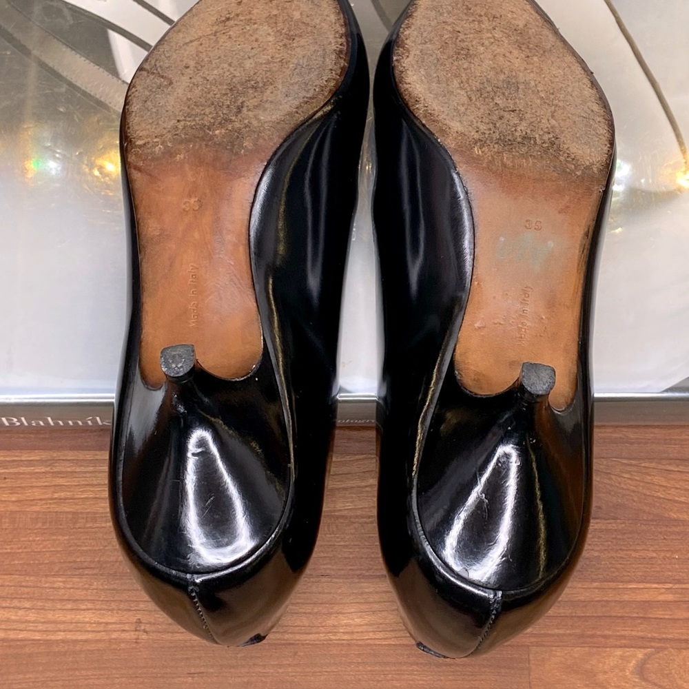 Céline Matte Leather Laser-Cut Kitten Heels - Picture 7 of 12